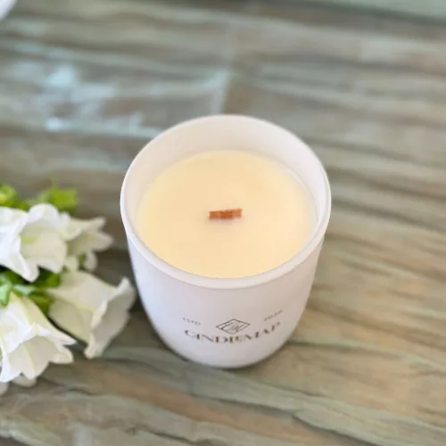 Vanilla soy wax scented candle